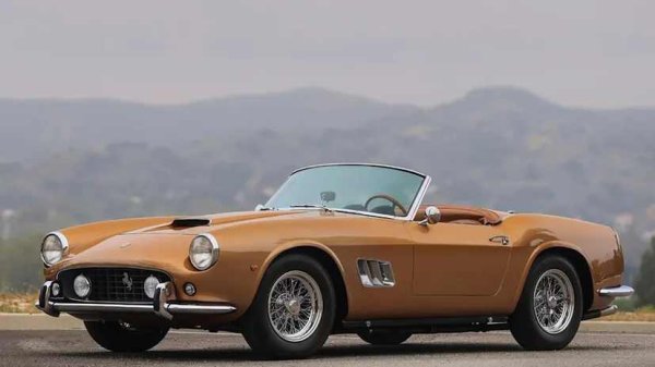 Цена - 7 550 000 долара, търг на Gooding Christie's

Още едно California Spider, но по-късен вариант с къса база, по-остро управление, по-добри спирачки и великолепната рестайлирана каросерия от Carrozzeria Scaglietti. Този конкретен автомобил някога е бил собственост на певеца и актьор от Сан Марино, Литъл Тони.
