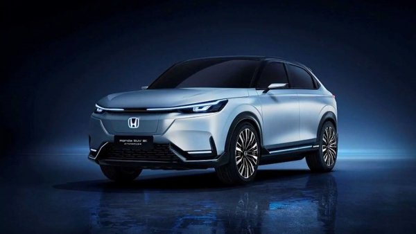 Honda продължава с внимателното си настъпление към електромобилите. След като на пазара вече е компактният "е", сега японците ни показват ка ще изглежда първият им електрически SUV. За момента машината е само концепция, но тя ще се превърне в един от 10 серийни електромобила, които компанията ще представи през следващите 5 години.