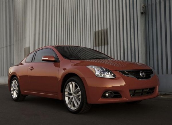 Nissan Altima Coupe