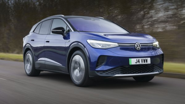 Регистрациите на електрическия SUV са със 175% по-високи от същия период на миналата година, когато бяха продадени само четири бройки. 
