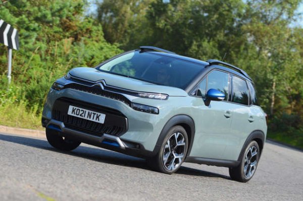 Модел - C3

Модификация - 1.2 PureTech 110 Shine Plus 

Резултат за надеждност - 92,7% 

Оценка - 3 звезди

Този модел не се представя особено добре при малките SUV, където е 18-и от 25 автомобила, но пък изпреварва два от основните си конкуренти - Ford Puma и Renault Captur. Като цяло обаче Citroën завърши 11-то място при производителите. 
