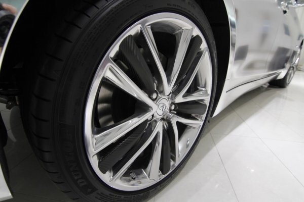 Infiniti Q50 от топ дизайнера Том Брауни