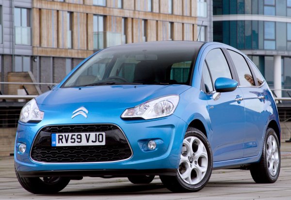 Елегантният градски автомобил е най-търсеният модел ва френския производител Citro&euml;n. Той се отличава с модерните си линии, ергономично оборудване и много възможности за персонализиране. Просторният 5-местен интериор включва подплатени седалки, които осигуряват комфорт по време на кратки и дълги пътувания. Неговият покрив, фарове за мъгла, каросерия и огледала се предлагат в голямо разнообразие от цветове, което позволява на водача да има автомобил, адаптиран към вкуса му.