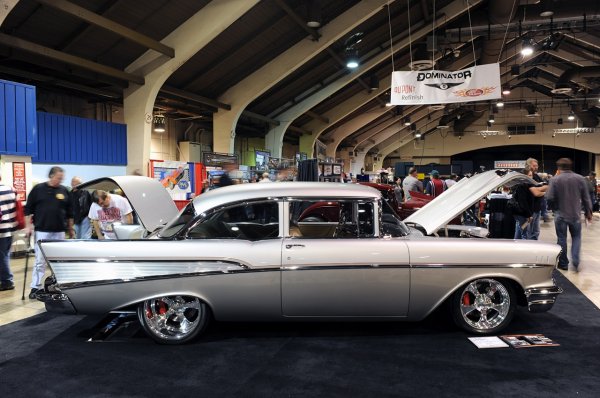 Chevrolet от 1957 година - 1598 конски сили и 2045 Нм от Dominator Street Rods / Grand National Roadster Show