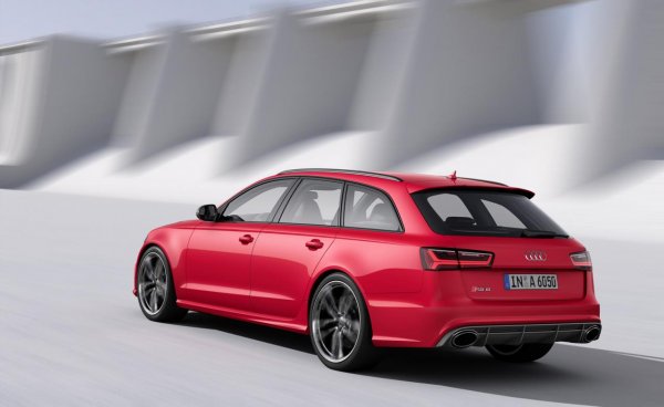Audi RS6  2015