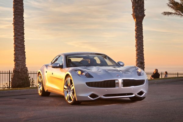 От Jalopnik определят Karma като &bdquo;първият готин хибрид&ldquo; за времето си. Успешен ли беше този модел? Не. Харесаха ли го хората? О, да!