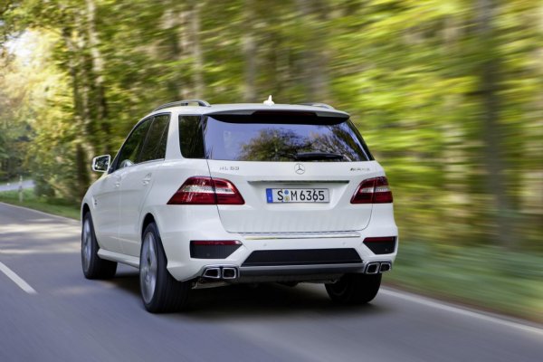 Mercedes-Benz ML63 AMG