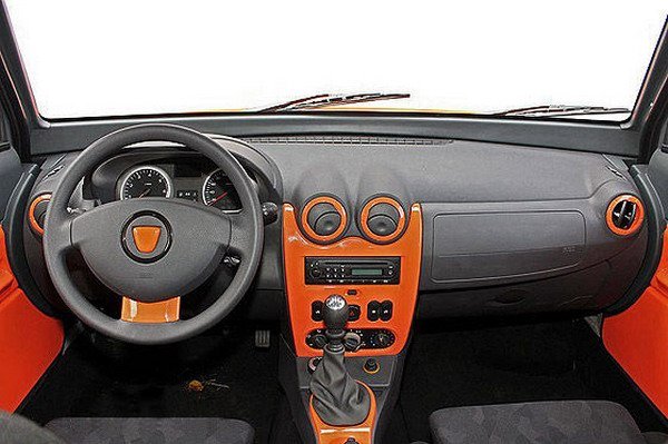 Travec Tecdrah - немски всъдеход на базата на Dacia Duster