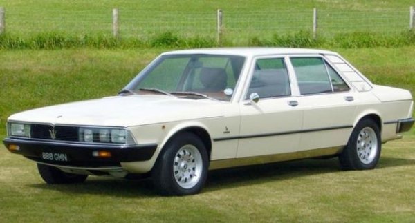 Тази кола се оказва плод на не толкова успешен опит за сливане на Cirtro&euml;n и Maserati. За основа е взета платформата Cirtro&euml;n SM, но всичко останало е от Модена. Това е разпознаваемият Maserati с тризъбеца на Посейдон на капака. Въпреки невзрачния външен вид на колата, Павароти я хареса. 

Независимо от това нито усилията на Павароти (като посланик на марката), нито славата на автомобилната марка успяват да &bdquo;избутат&ldquo; този модел на пазара. Произведени са общо 13 (какво злощастно съвпадение!) автомобила и всички са отишли в Близкия изток и Южна Европа. Въпреки това фиаско, Лучано продължава да кара своя Quattroporte II сякаш нищо не се е случило. За собствено удоволствие. Той просто хареса тази кола и има само една причина - звукът на двигателя на Quattroporte II може да се сравни със свиренето на симфоничен оркестър. 