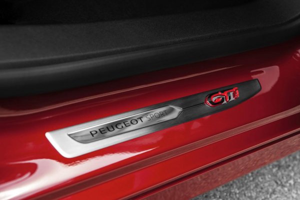 Peugeot 308 GTi 
