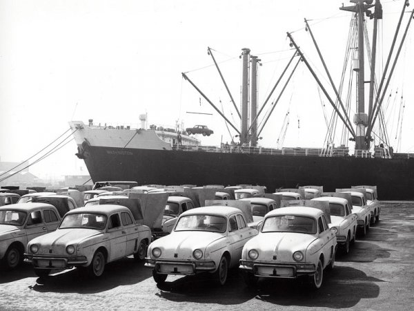 110 години Renault