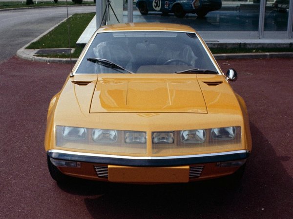 110 години Renault