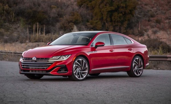 Opel Corsa - 169, VW T-Cross - 168, Opel Crossland - 166, Nissan Qashqai  - 161, Skoda Karoq - 160, Hyundai i30 - 157, Tesla Model Y - 151, Kia xCeed - 146, Peugeot 308 - 145, Mercedes Sprinter - 143, Toyota Aygo X - 142, Toyota Yaris - 142, Ford Fiesta - 142, Volkswagen Golf - 141, Kia Stonic - 135, Mercedes GLE - 135, Peugeot 208 - 135, Ford Kuga - 135, VW Tiguan - 129, Ford Transit - 129, Skoda Fabia - 129, Audi Q7 - 126, Toyota Hilux - 123, Mercedes GLC - 114, Mazda CX-5 - 109, Peugeot 2008 - 108, Audi Q5 - 107, Opel Astra - 105. Dacia Logan - 102, Ford Focus - 100
