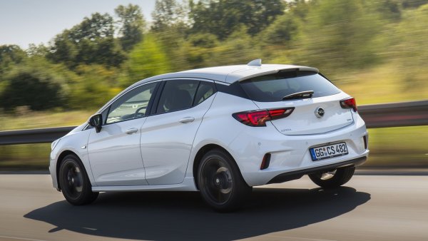 Opel Astra с пакет OPC Line