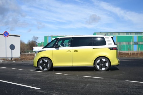 BMW i7

Renault Megane E-TECH Electric 

Volkswagen ID.5 

Volkswagen ID.BUZZ 

Volvo C40