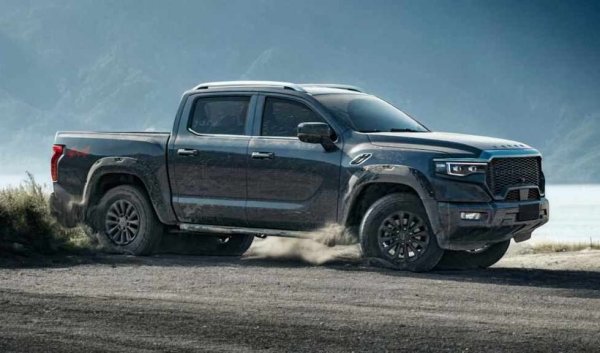 Foton Motor е китайска компания, дъщерна на държавния гигант BAIC и базирана в един от прилежащите градове на Пекин. Стартира като производител на камиони и трактори, но напоследък предлага и леки автомобили. В България се представлява от "Фючър Тръкс" на Павел Лефтеров-старши, бащата на автомобилния състезател Павел Лефтеров-младши. И 12-те регистрирани у нас автомобила са пикапи Foton Tunland. 
