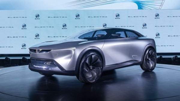 Американската компания представи в Пекин своя Electra - изцяло електрически SUV с 583 конски сили максимална мощност и обхат с едно цареждане от цели 660 километра. Построен е върху новата електрическа платформа на GM Ultium - същата като при Cadillac Lyriq и при бъдещия електрически Hummer.
