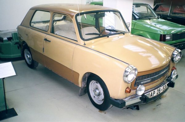 Мнозина навярно си мислят, че източногерманският Trabant е произвеждал само един модел - 601, но не е така. Отделът за разработки всяка година предлага нови и при това доста интересни прототипи, но ръководството на завода ги отхвърля. А инженерите на Trabant просто искат да вървят в крачка с времето.
