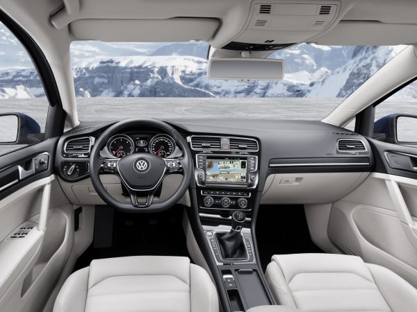  Volkswagen Golf VII Variant 