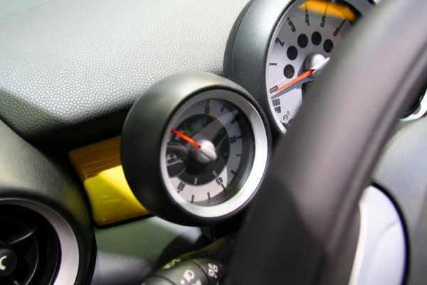 Детройт 2009 /  MINI Кабрио 2010