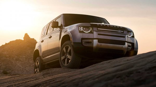 Легендарният оф-роудър, който отбеляза блязкаво завръщане, има фенове навсякъде по сета. Неговата слава 40-годиша история го прави още по-забележителе, така че мястото му в първата тройка не бива да се приема като изненада.
