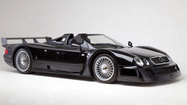 Уличната версия на един от големите победители на шампионата GT в края на 90-те има 7,3-литров V12 двигател, подобен на този, използван и от Pagani Zonda, с мощност от около 730 к.с. Направени са 26 бройки, които може законно да карате по пътя - купетата и роудстърите, с практически сходна височина: 1,16 метра.