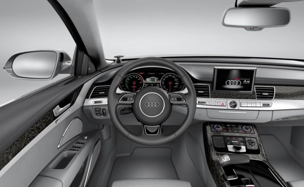 Обновените Audi A8/S8