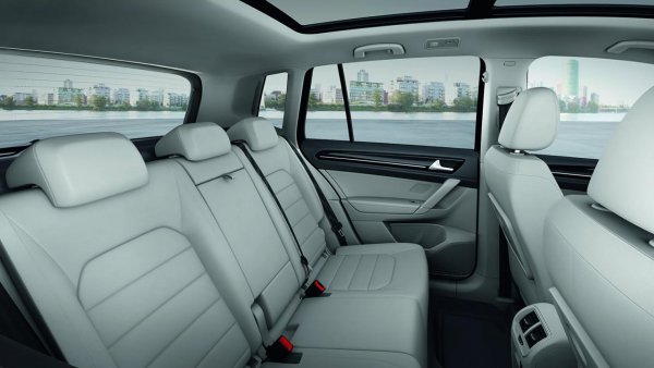 Volkswagen Golf Sportsvan concept 