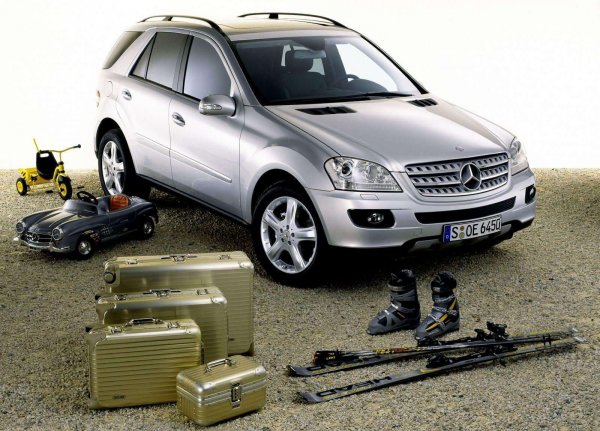 Бъдещият собственик трябва доста внимателно да огледа харесания от него автомобил и да провери как работят всички системи. Както всеки един Mercedes, така и M-Class дори на доста години не е никак евтин за поддръжка и обслужване. Затова е добре дори да се дадат пари за диагностика в специализиран сервиз, където ще бъдат открити евентуални проблеми и така ще се спестят сериозни разходи.