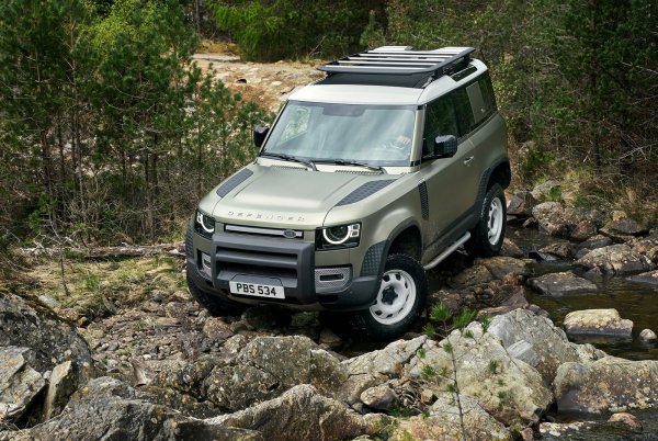 Много производители в наши дни срещу допълнително заплащане предлагат така наречената &bdquo;удължена гаранция&ldquo;. Нейната стойност зависи от броя на детайлите и агрегати, които покрива. Тя е често разпространена при автомобилите от премиум-сегмента, чийто ремонт съответно е по-скъп.