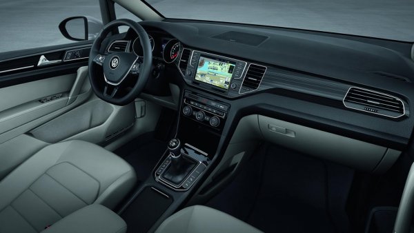 Volkswagen Golf Sportsvan concept 