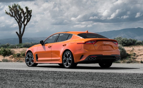 Серийният Stinger GT вкара Kia сред производителите на спортни автомобили