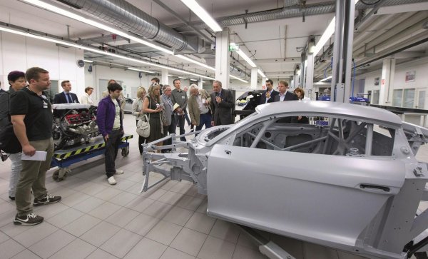 Audi R8 e-tron няма да се произвежда