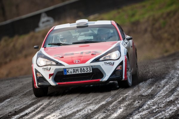 Toyota GT86 CS-R3 (рали модел)