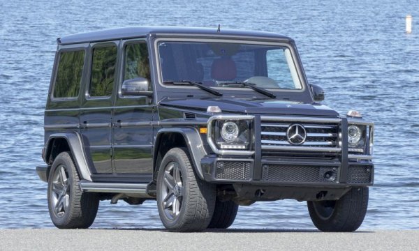 Монтиран в: Mercedes AMG C63, AMG GT, G550
Мощност: 416 -  577 конски сили
Максимален въртящ момент: 610 - 850 Нютонметра
