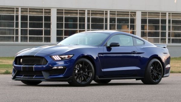 Монтиран в: Mustang Shelby GT350
Мощност: 526 конски сили
Максимален въртящ момент: 610 Нютонметра
