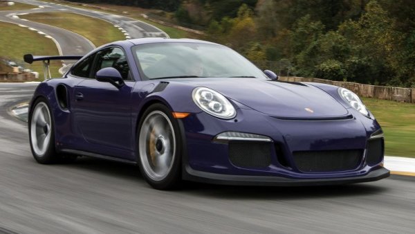 Монтиран в: Porsche 911 GT3 RS, 911 R
Мощност: 500 конски сили
Максимален въртящ момент: 460 Нютонметра
