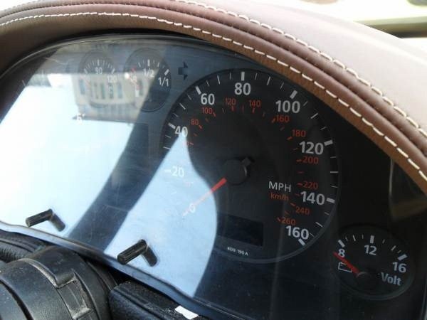 Реплика на McLaren F1