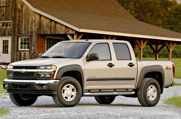 Четирицилиндровите са индекси LK5 и LLV, работният им обем е от 2,8 и 2,9 литра, а мощността - 175 и 185 конски сили. Както се полага при двигатели за пикапи, те се отличават със своя "мощен" характер - максималният въртящ момент (251 и 258 Нм) е наличен при 2800 об/мин. При това те могат да се развъртат до 6300 об/мин. Въпросните 4-цилиндрови двигатели са инсталирани в първото поколение на средноразмерните пикапи Chevrolet Colorado и GMC Canyon, а производството им е прекратено заедно с това на двата модела (на въпросното първо поколение) през 2012 година.