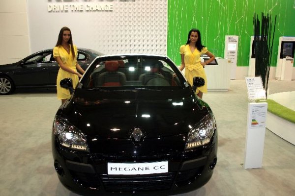 Момичетата на Автосалон София 2011
