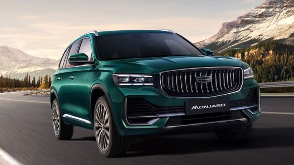 Пазари като Русия отдавна познават Geely Monjaro, големия SUV на китайците. Сега и в Европа ще дойде неговото ново поколение, съпроводено и от електрическите EX2 (най-продаваната кола в Китай в продължение на няколко месеца) и EX5.
