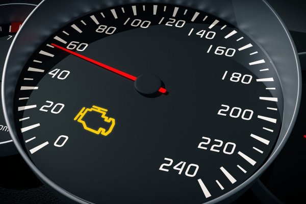 Превозните средства, оборудвани с ETCS, автоматично ще деактивират круиз-контрола, ако възникне проблем с двигателя или трансмисията. Шофьорът обикновено ще разбере за това, когато на таблото пред него светне контролната лампа за повреда в двигателя. В този случай автомобилът трябва по най-бързия начин да бъде закаран сервиз.