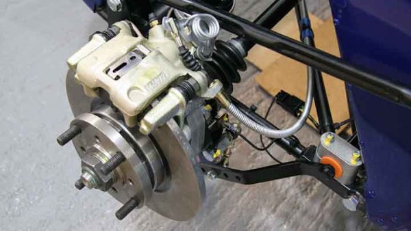 Всяко модерно превозно средство обикновено има множество сензори за скорост и круиз-контролът използва данни поне от един от тях, за да поддържа желаната скорост. Ако същият този сензор се повреди по някакви причина, то напълно нормално е цялата система да спре да функционира.