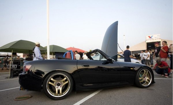 Тунинг изложението HIN Night Shift в Северна Калифорния