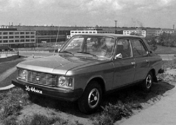 <p>Прототипите на руското автомобилостроене<br /><br />Москвич 3-5-6 от 1975 г</p>