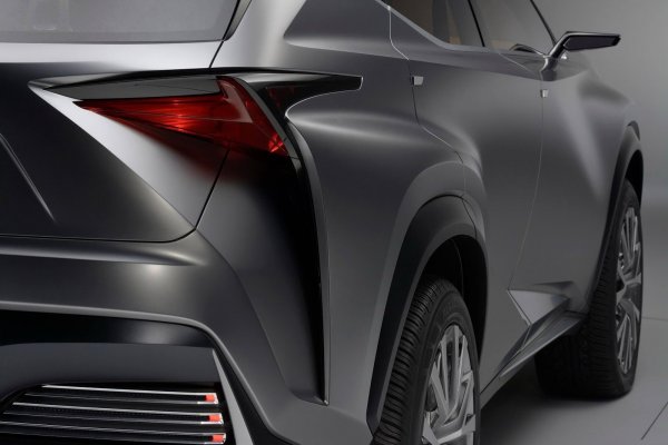 Lexus LF-NX 