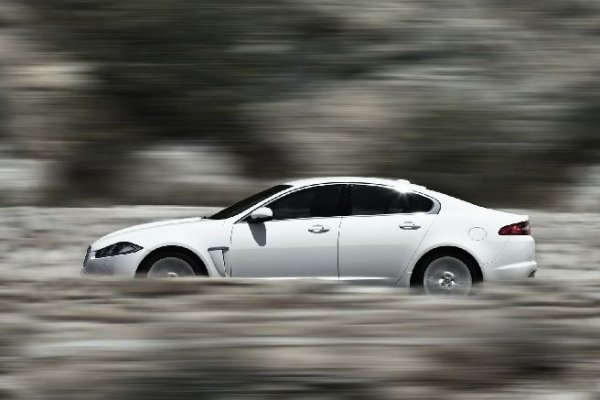 Jaguar XF 2012