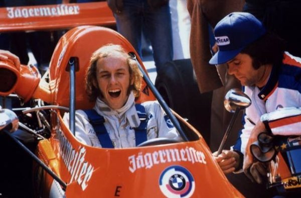 "Когато аз карах състезателни коли, сексът беше безопасен, а състезанията - опасни. Сега е обратното"
- Ханс-Йоахим Щук
