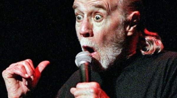 "Забелязвали ли сте как всеки, който кара по-бавно от вас, е идиот, а всеки, който кара по-бързо - откачалка?"
- Джордж Карлин
