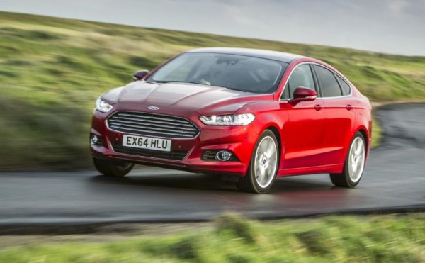 Още едно бивше величие. Последното поколение на Mondeo обаче така и не успя да повтори у нас успехите на предишните генерации - може би защото поради производствени неуредици Ford забави европейския му дебют с почти три години и колата вече бе поостаряла, когато стъпи на пазара. Вече е сигурно, че през 2022 производството приключва. 6 от регистрациите са на хибридни версии. 
